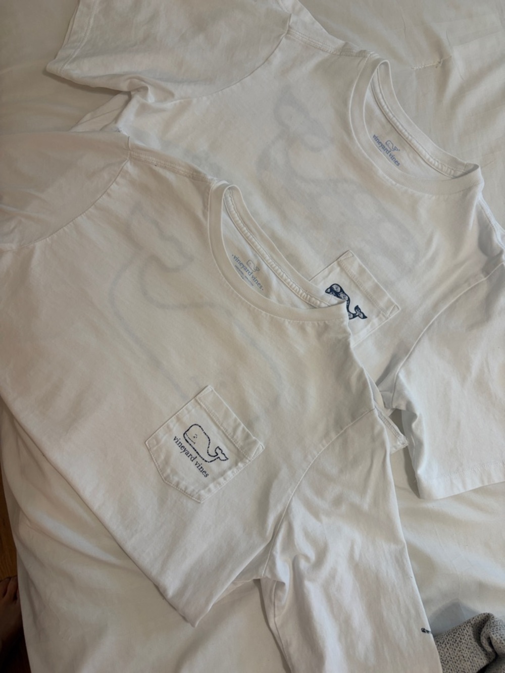Vineyard Vines White Pocket Tee Pair with Navy Whale Embroidery